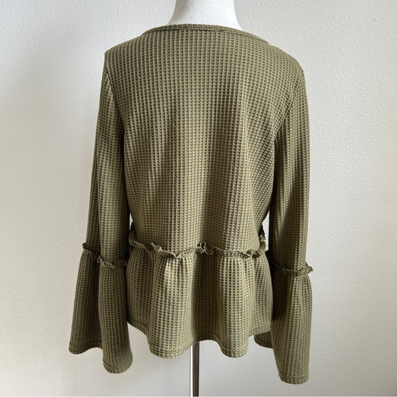 Maverick olive waffle knit peplum bell sleeve top - Picture 4 of 6
